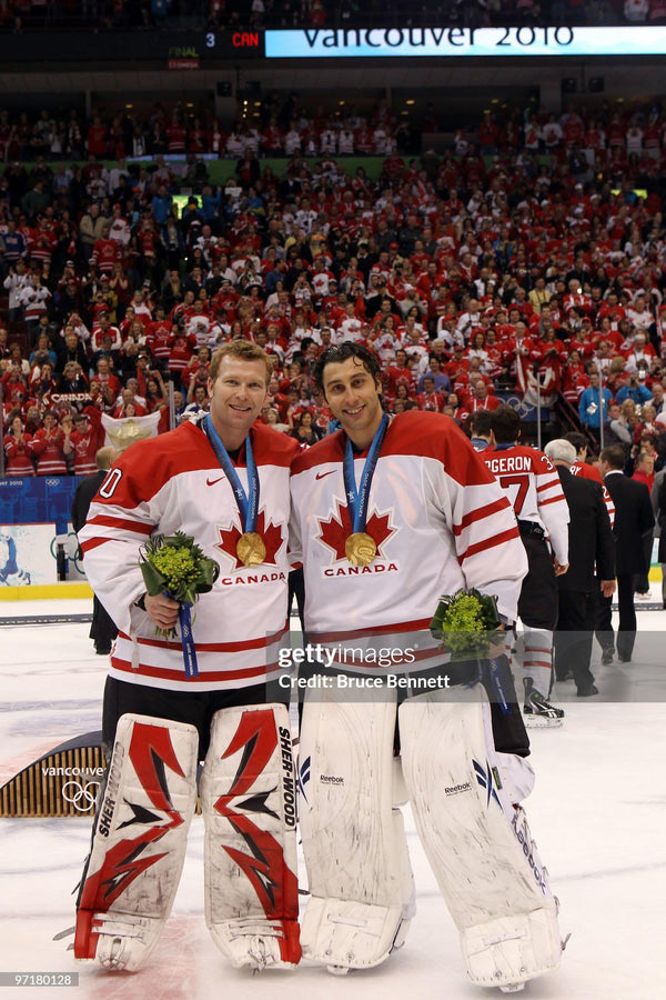 BREAKING: MARTIN BRODEUR Goalie Pads 2010 OLYMPICS GOLD MEDAL Photomatched"