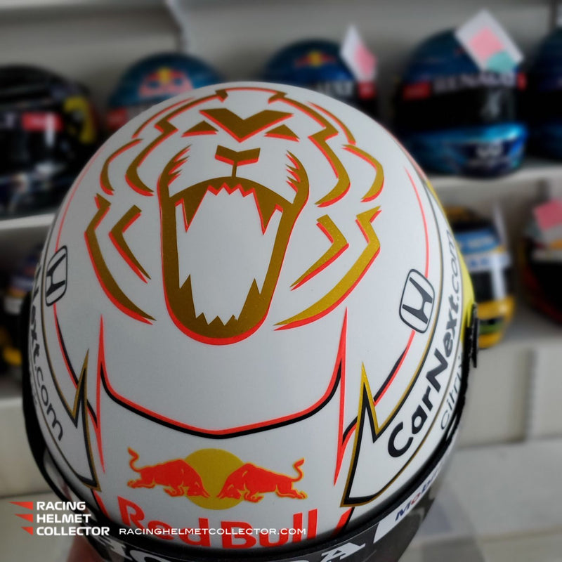 Max Verstappen Signed Helmet Visor 2021 Championship Year Autographed Display Tribute F1 Helmet Full Scale 1:1 AS-02210