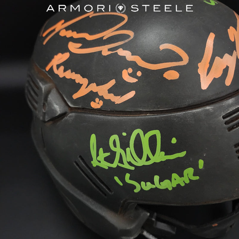 Starship Troopers Helmet - 7 signatures  AS-03576