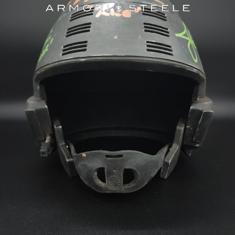 Starship Troopers Helmet - 7 signatures  AS-03576