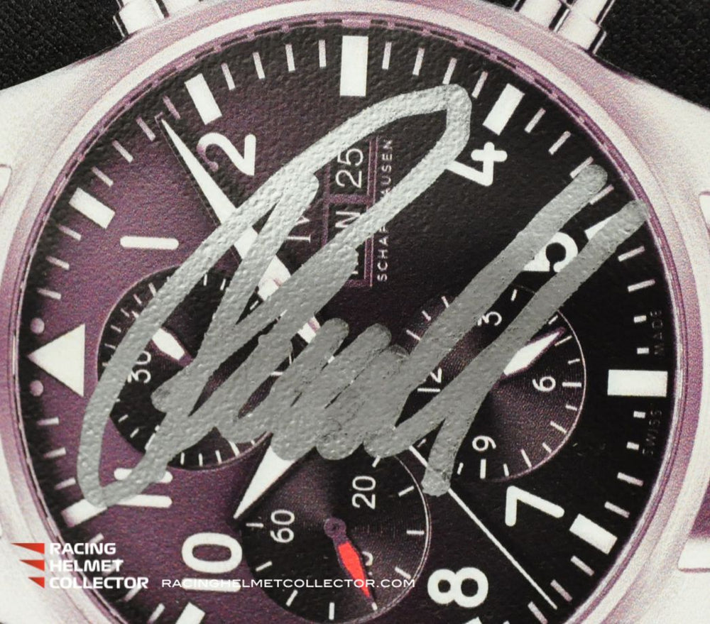 George Russell Signed Black Gloves Replica Fully Wood Framed AS-02441 –  ARMORI STEELE | Sports & Entertainment Memorabilia