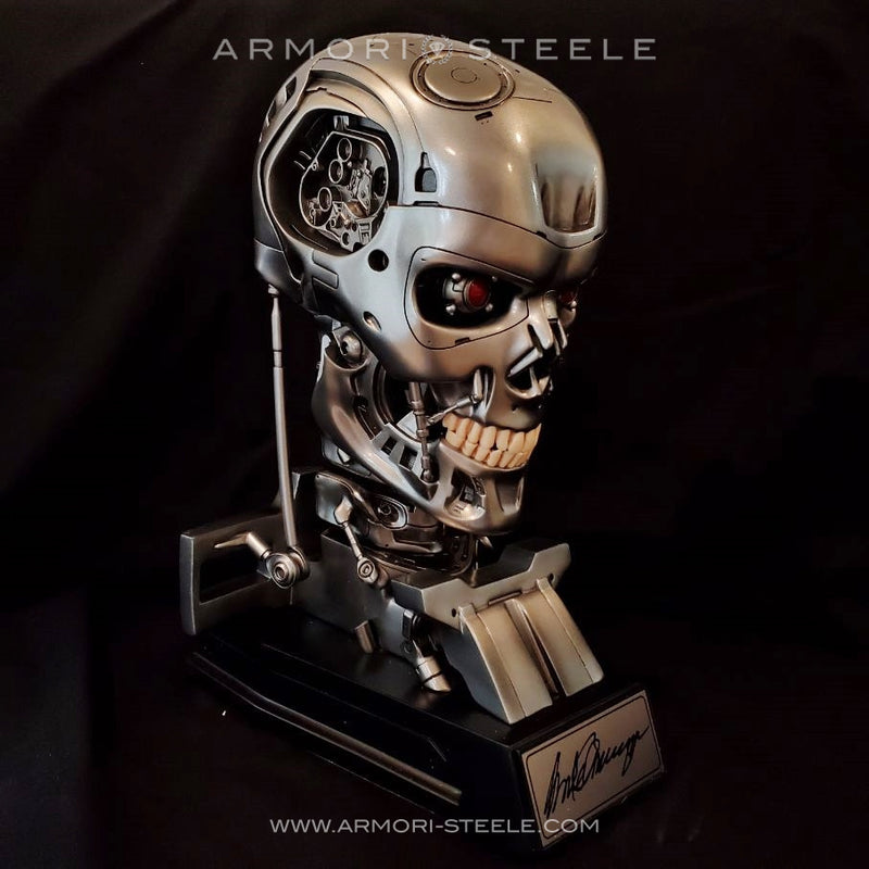 TERMINATOR T-800 SIGNED BY ARNOLD SCHWARZENEGGER HEAD SKULL SKELETON AUTOGRAPHED FULL SCALE 1:1 -SOLD OUT
