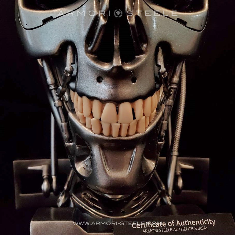 TERMINATOR T-800 SIGNED BY ARNOLD SCHWARZENEGGER HEAD SKULL SKELETON AUTOGRAPHED FULL SCALE 1:1 -SOLD OUT